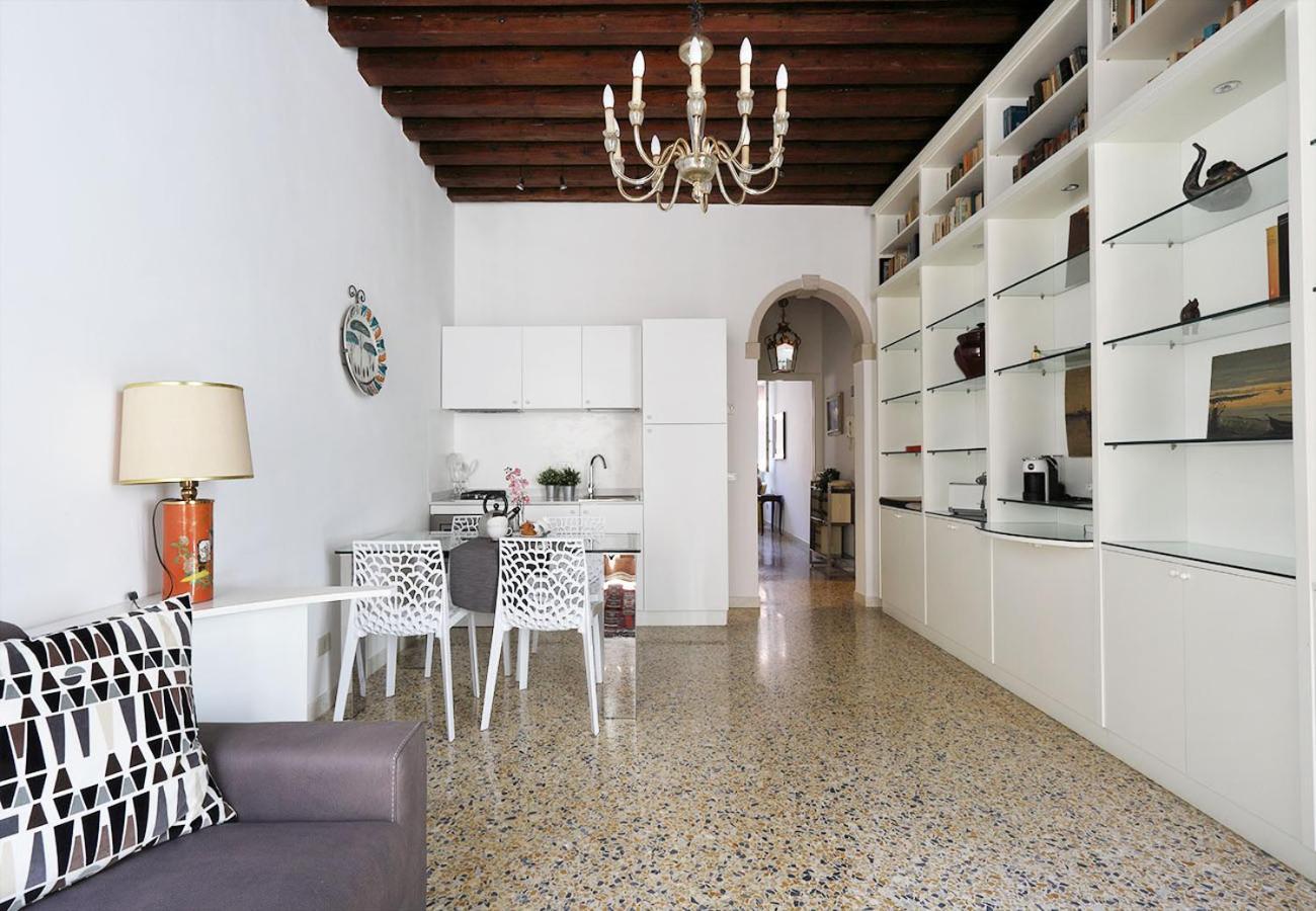 Casa Del Mandolino - Cozy Near The Station! Apartamento
